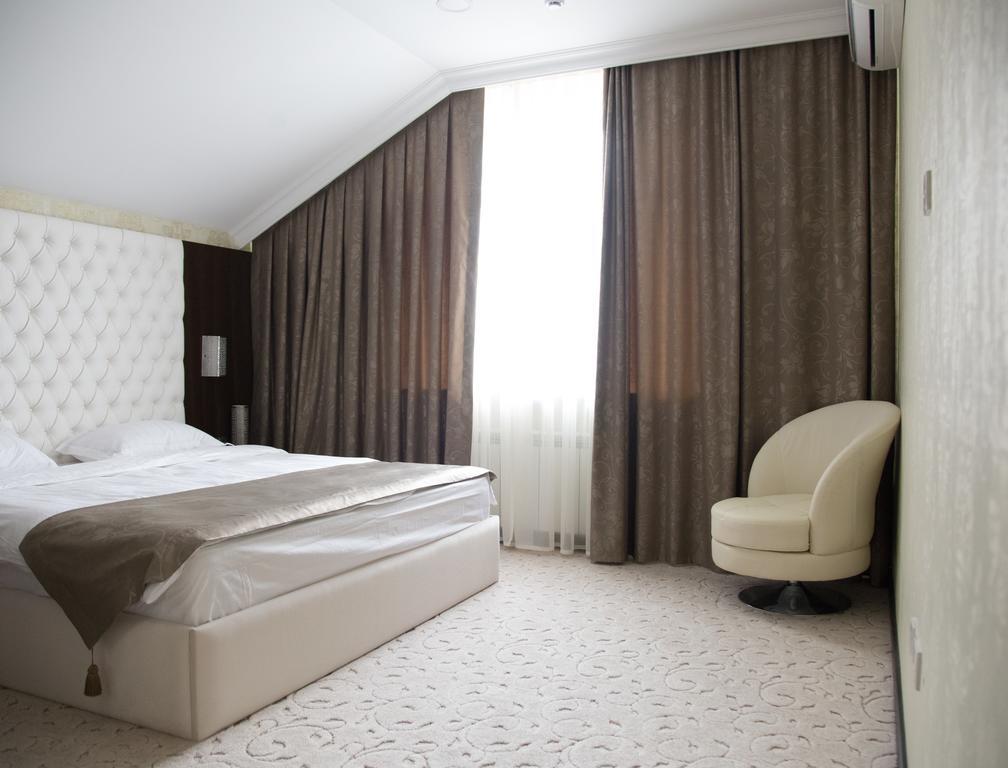 Premier Hotel Bisjkek Værelse billede
